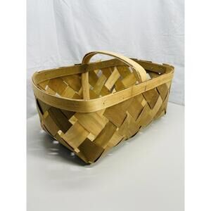Vintage Slat Basket Lt Wear with Handle 18"